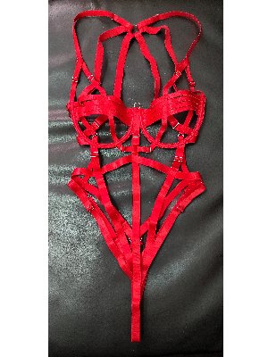 Red bondage style jumpsuit 紅色綑綁樣式連體衣